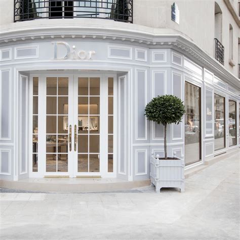 worldwide Dior address